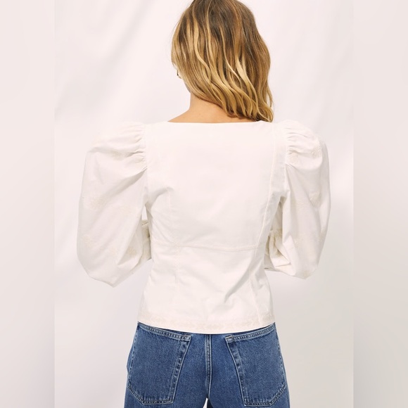 Aritzia Wilfred Palo Santo Blouse - Picture 10 of 13